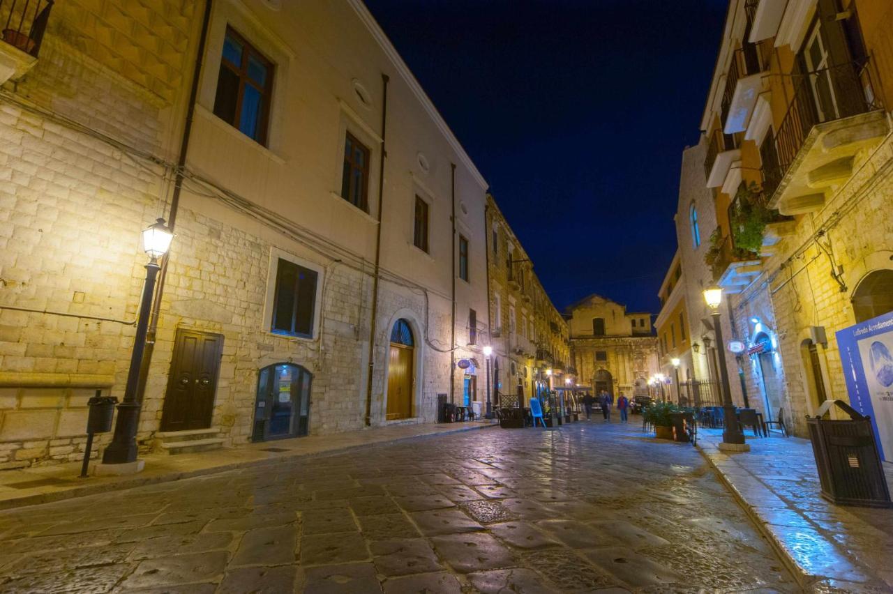 Antica Dimora Luxury Rooms Barletta Exteriör bild